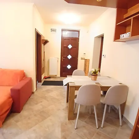Apartament Mami